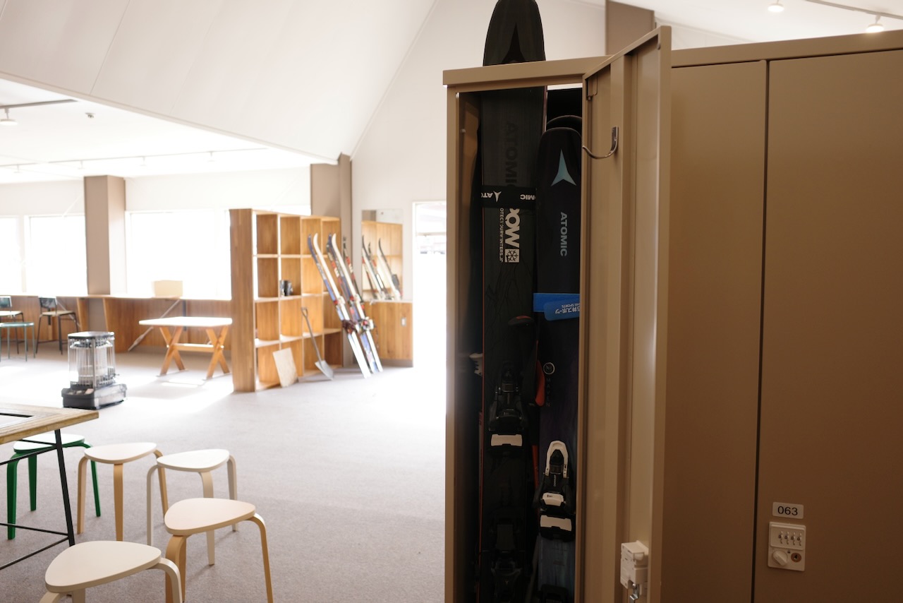 シーズンロッカーサービス